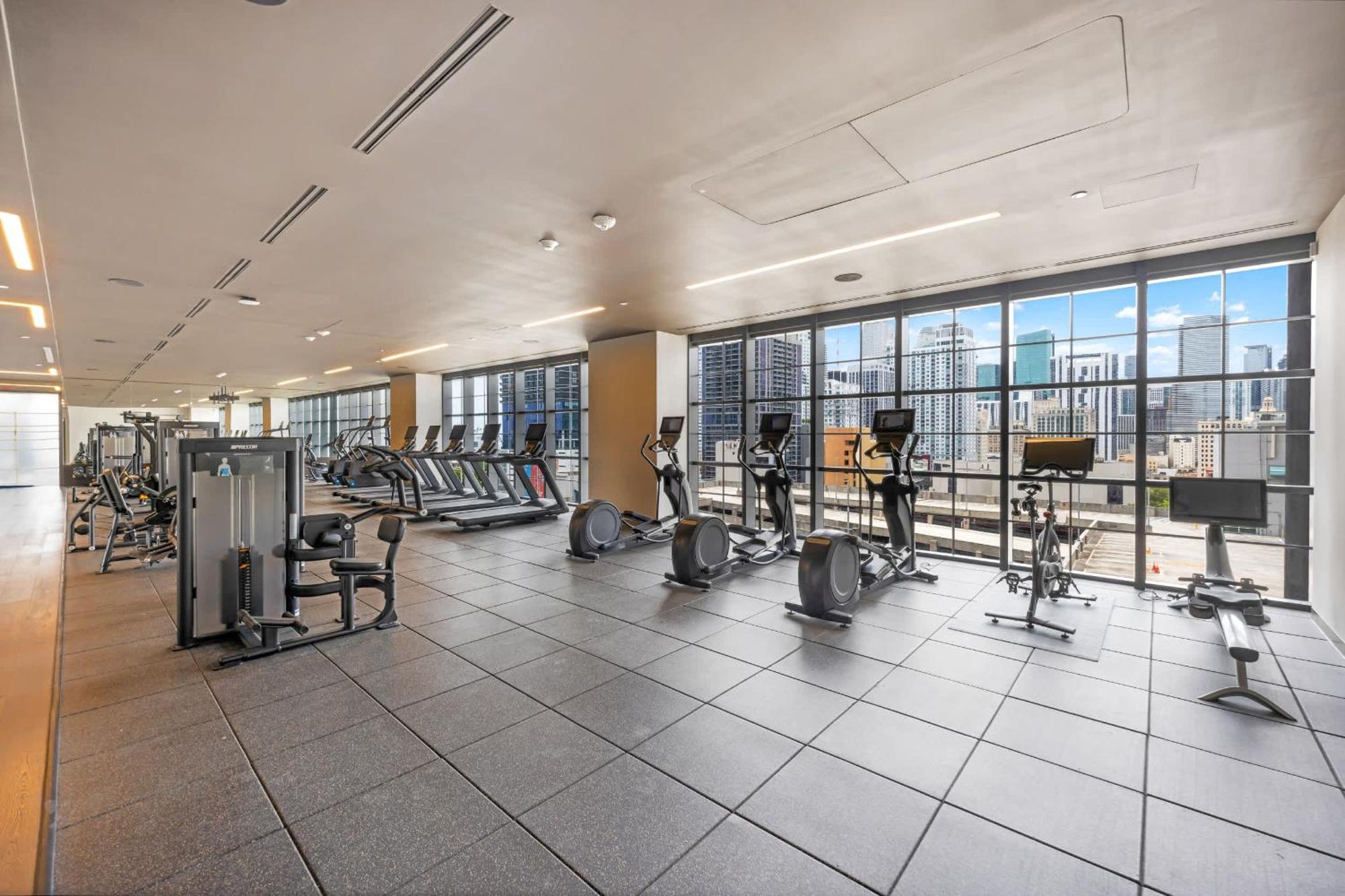 Escape Stylish In The Heart Of Dtw *