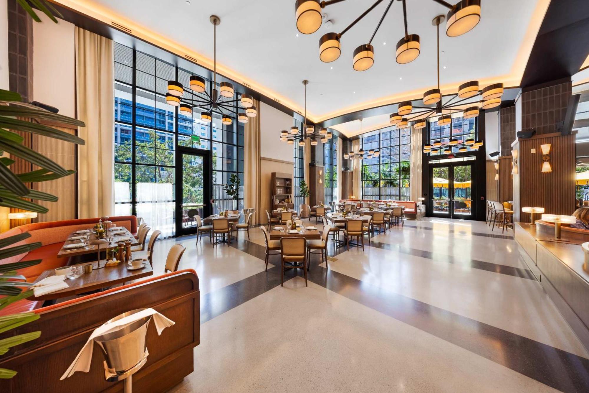 Apartment Escape Stylish In The Heart Of Dtw